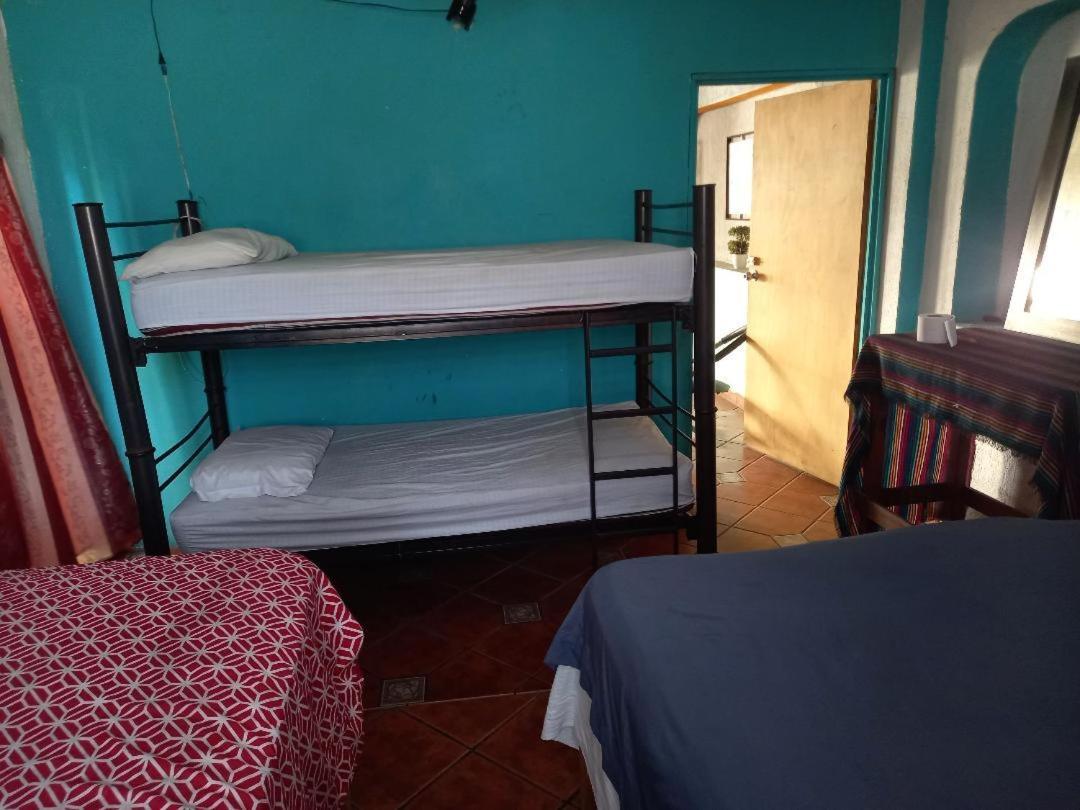 Hostal Bravo Vallarta Пуэрто-Вальярта Экстерьер фото